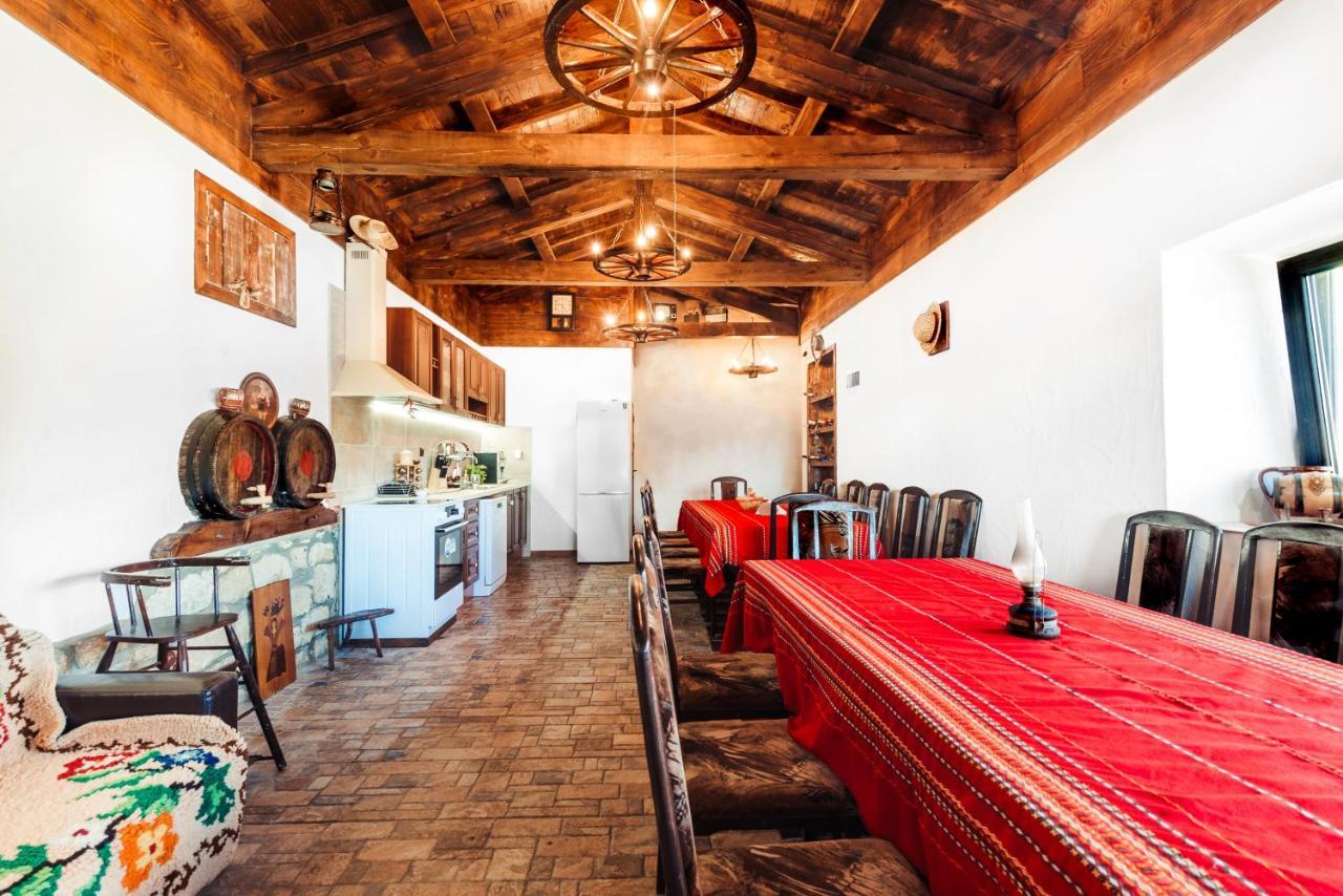 Guest House Hristova Kashta - Христова Къща Cherni Vrŭkh المظهر الخارجي الصورة