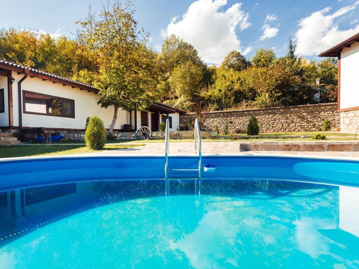 Guest House Hristova Kashta - Христова Къща Cherni Vrŭkh المظهر الخارجي الصورة