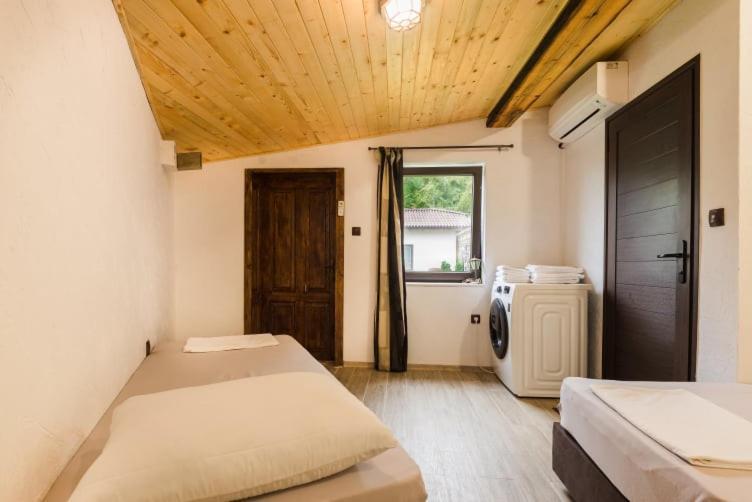 Guest House Hristova Kashta - Христова Къща Cherni Vrŭkh المظهر الخارجي الصورة