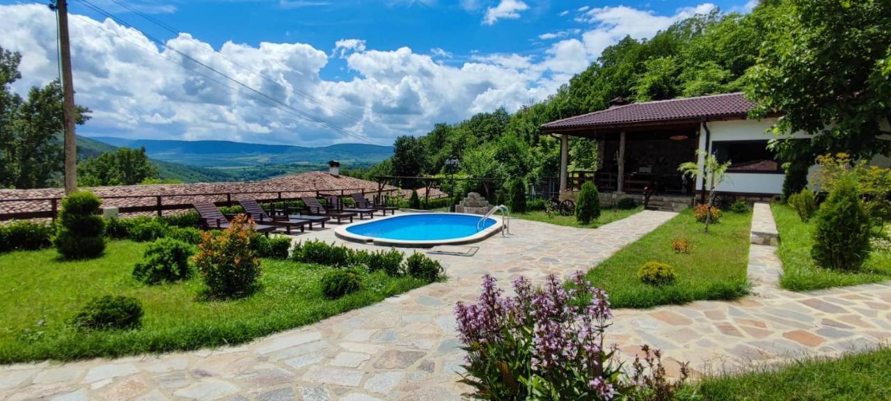 Guest House Hristova Kashta - Христова Къща Cherni Vrŭkh المظهر الخارجي الصورة